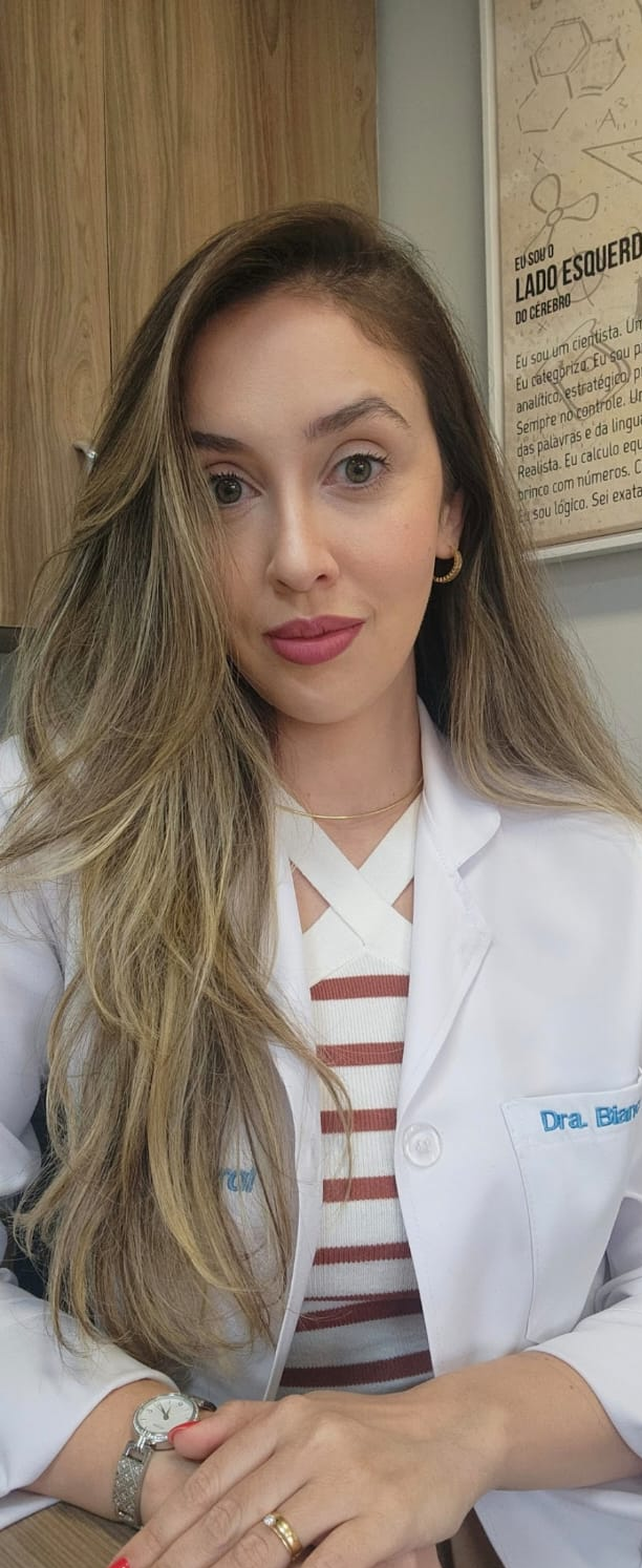 Foto da Dra. Bianca Lima Brasileiro Marengoni - Fisioterapeuta em Guarulhos